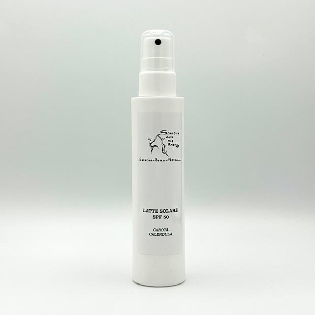 Latte solare protezione 50: specchio delle mie brame